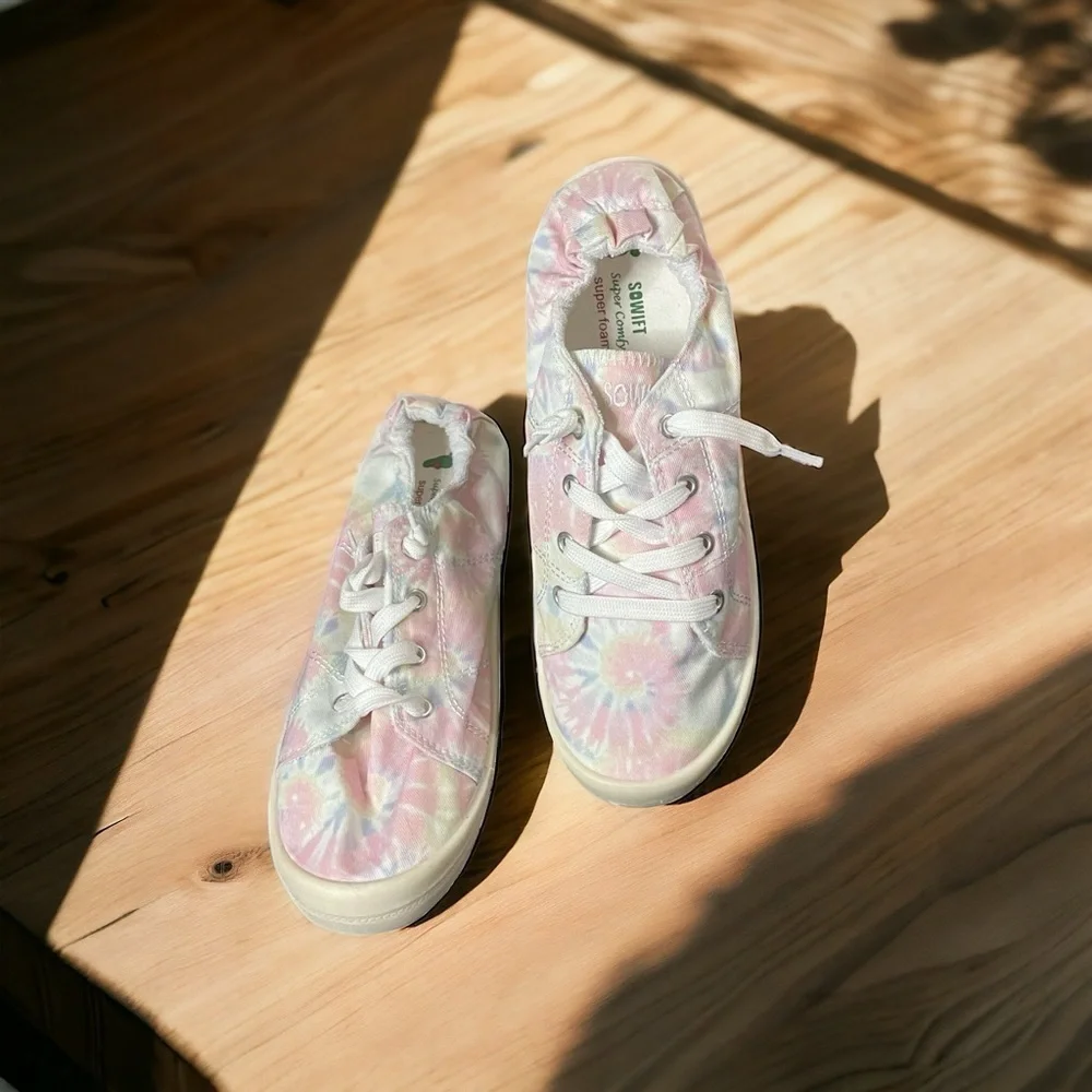 Pink/Cream Tie-dye Canvas Sneaker